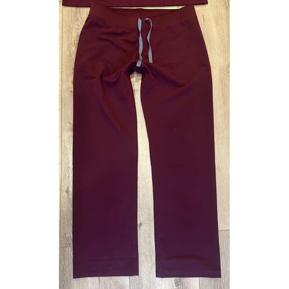 Women’s Figs Catarina & Livingston Scrub Set Maroon Large Worn Twice EUC! - Picture 3 of 7